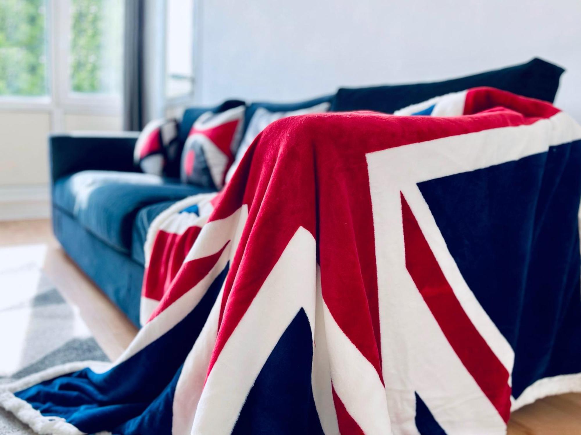 Ethan's Place In Mile End - 2 Double Beds, 1 Bunk Bed, Max 6, Spacious, Ideal For Families Appartement